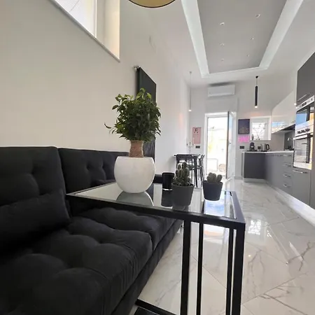 Raroom Supernova 3* Торре-дель-Греко