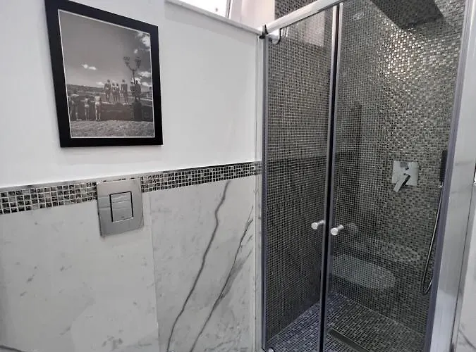 Raroom Supernova Oda ve Kahvaltı 3*